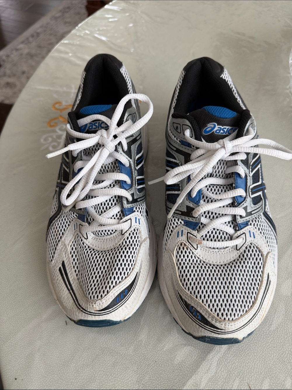ASICS White, Blue & Black Men's Athletic Running Shoes